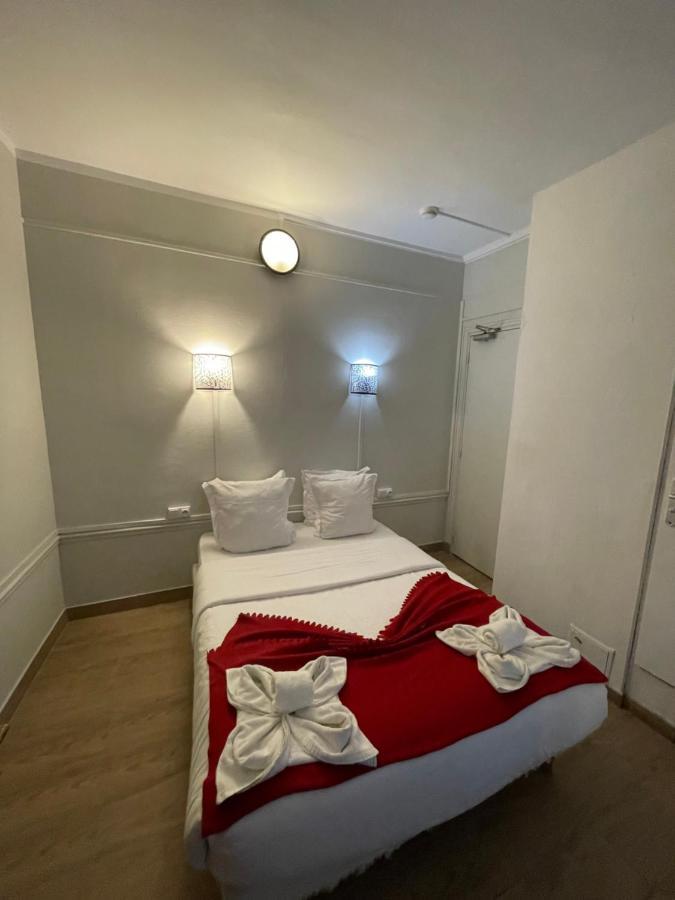 סן-דני Hotel Central מראה חיצוני תמונה